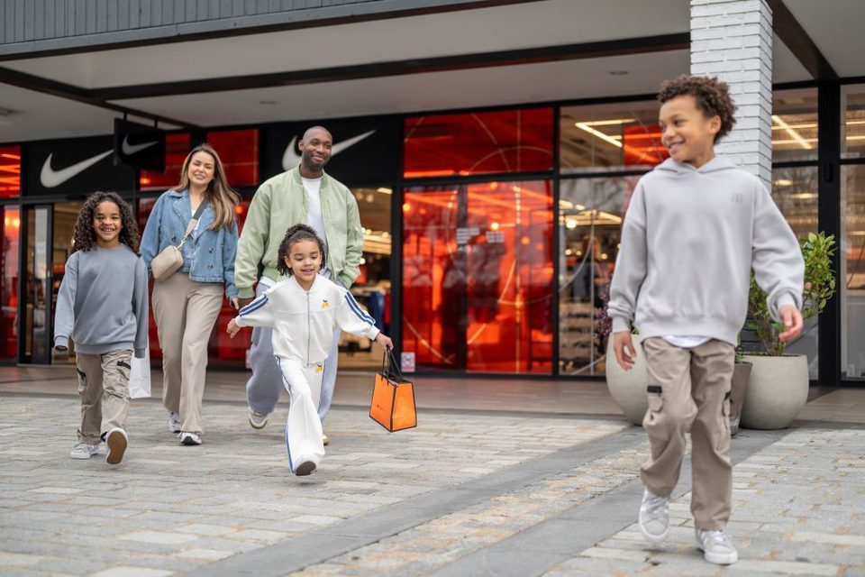 Becca Family SS2520230101 0186 1 1