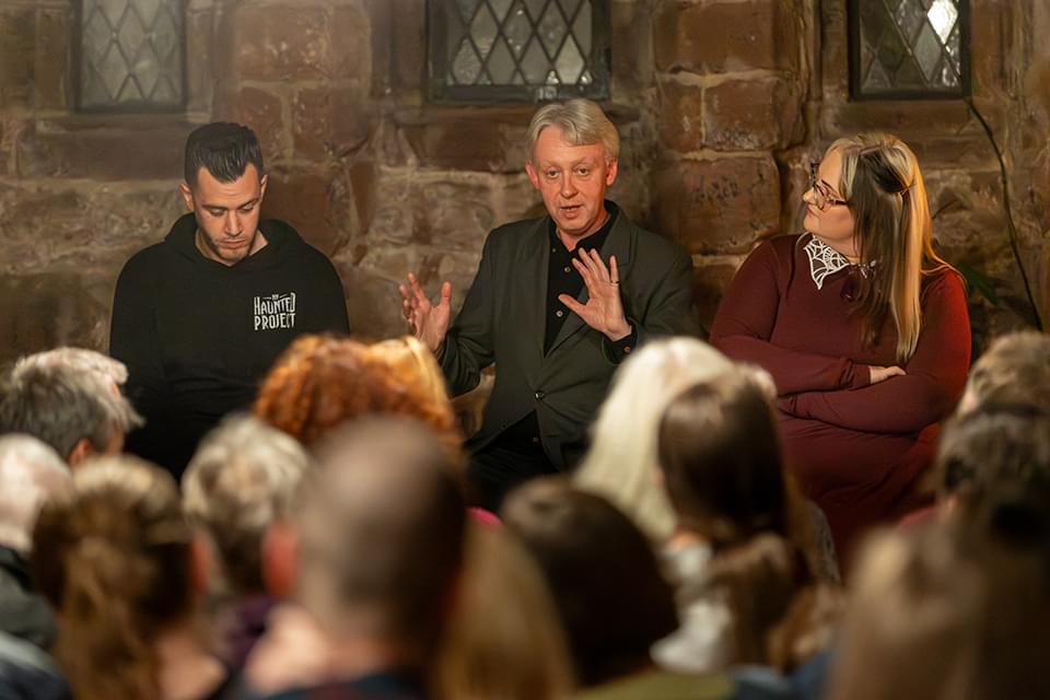 Dark Chester Tour 03