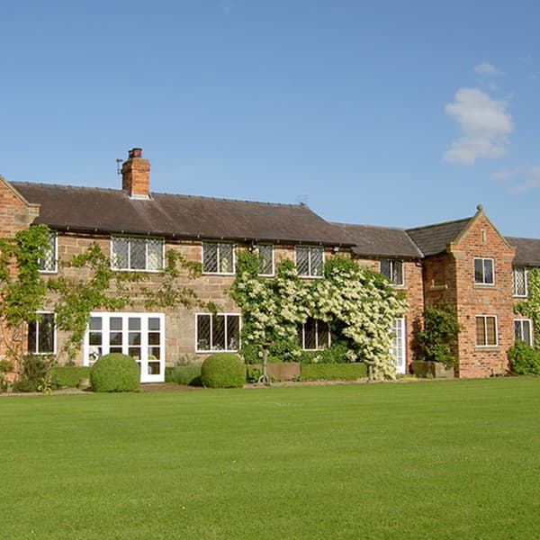 Manor Farm Cottage 01